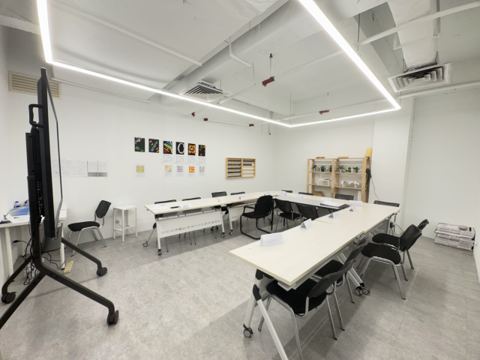 Artistic Lab
